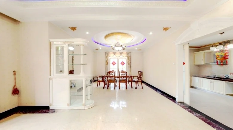 Ahquedain Manor - View 10