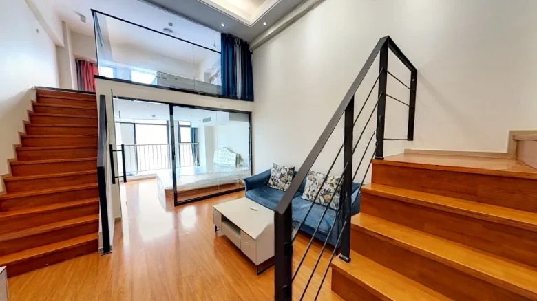 MCC Deyan Mansion - View 2