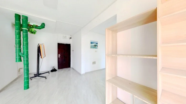 Hua Xin Ming Zhu Constructed Estates Inc. or HuaXin Famous Residence Depending on context and usage in English, the translation can vary slightly for a natural feel, but - View 1