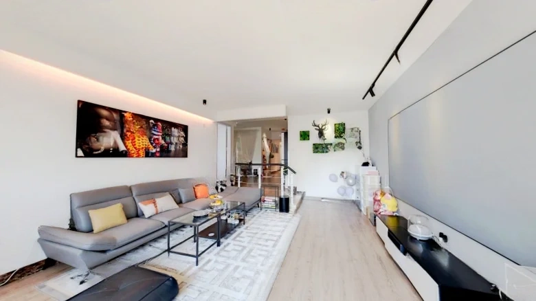 Elegant Peak Garden - View 1