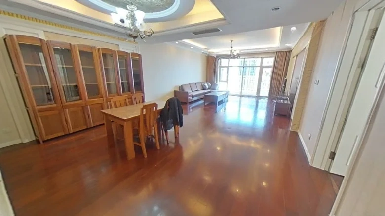 Dalian Pearl - View 1