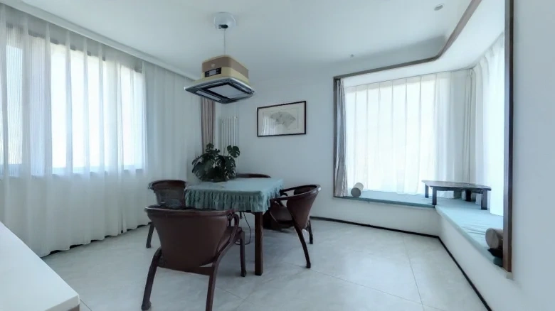 Wellesley Avenue - View 2