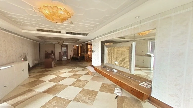 Golden Roof - View 8