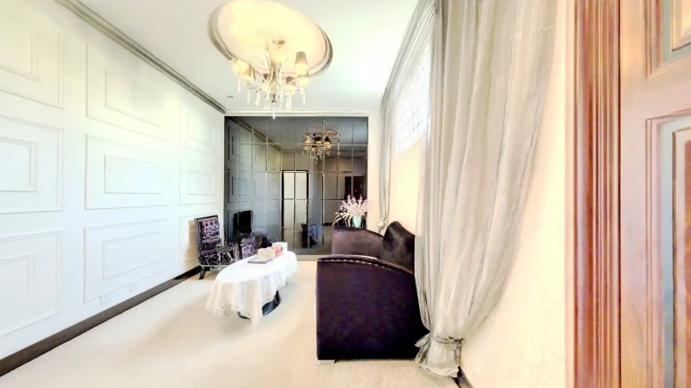 Haiyun Fengdan - View 1