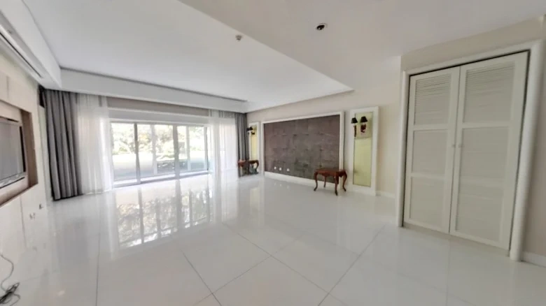 Golf International Apartments - View 7