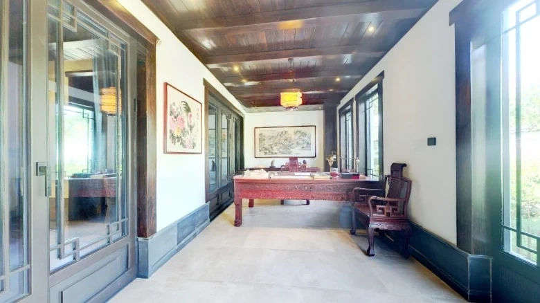 Green City Peach Blossom Spring - View 1