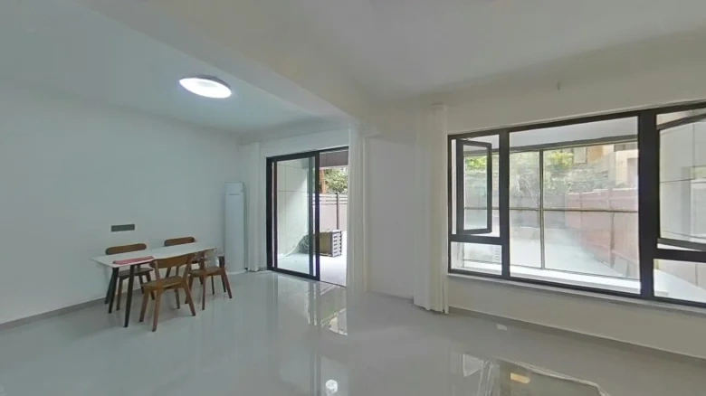 Golden Brilliance Optimal Waterfront - View 2