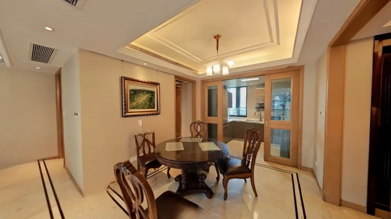 Everyone's Emerald City Golden Phoenix Mansion - View 5