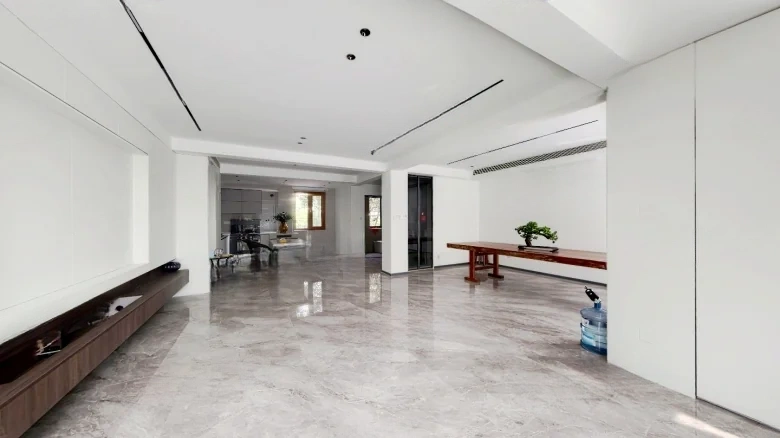 Dragon Lake Blue Lake Domain - View 1