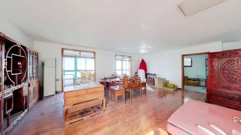 Ring Sea Apartments - View 3