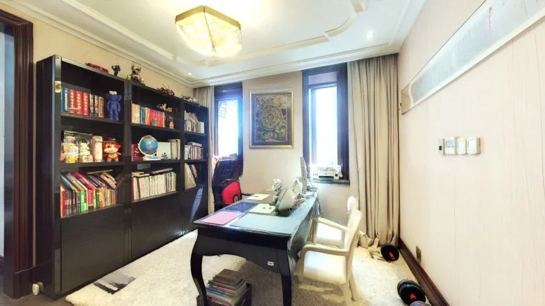 Diaoyutai No. 7 Courtyard - View 1