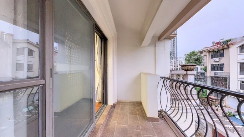 Cognac Town - View 27