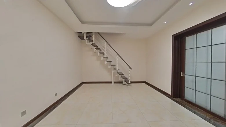 Zhanshan First Road - View 1