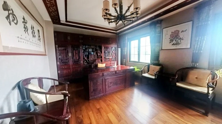 Yuanhe Famous Villa - View 1