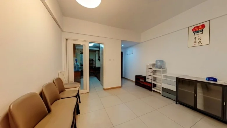 Poly Heart Language - View 6