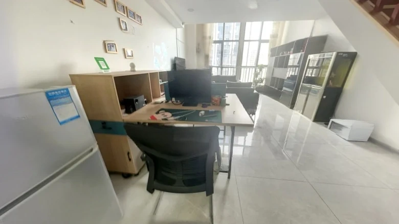 Lanzhou Zhongtianjian Square - View 3