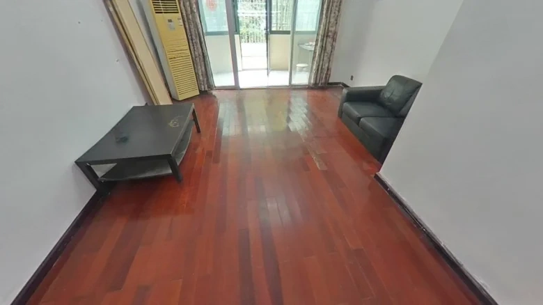 Dragon Might Tea Courtyard - View 1