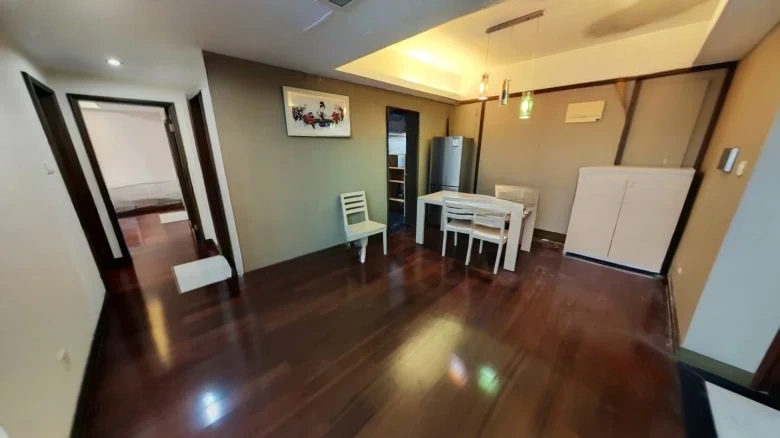 He Jieli Jing - View 3