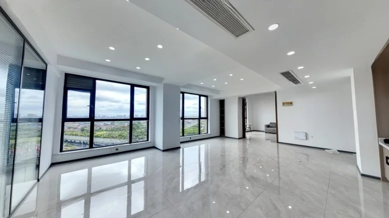 North Wing 99 Square - View 7