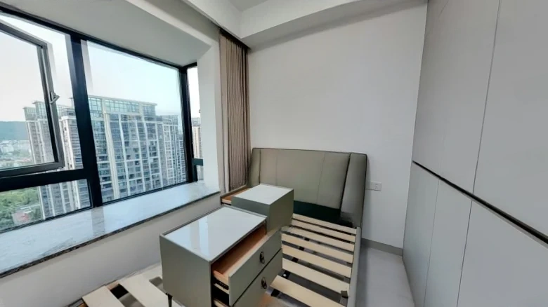 Three Mile One District Lakeside - View 4