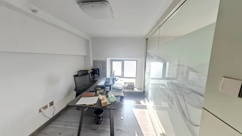 Name City Plaza - View 2