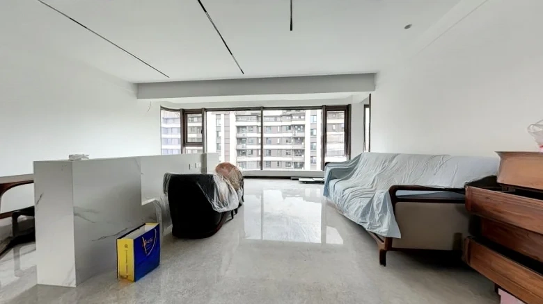 Shunshan Mansion - View 1