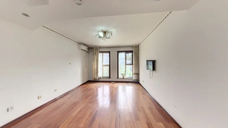 Ji Liang Kang Jun - View 1