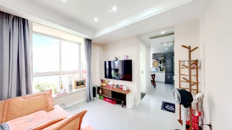 Huijing He Yuan - View 1