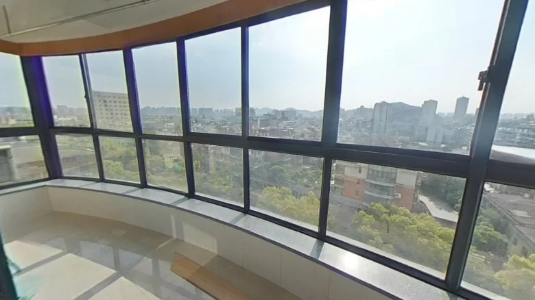 Plum Named Mansion - View 13