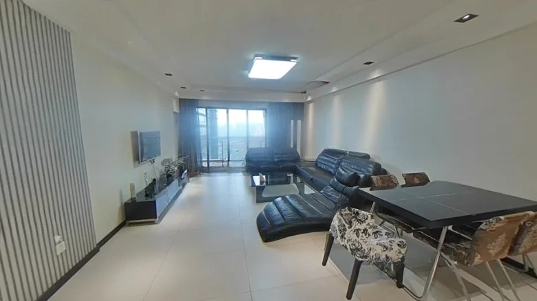 Chief SeatHolder - View 4