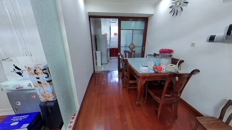 Greenland Wharf Apartments - View 5