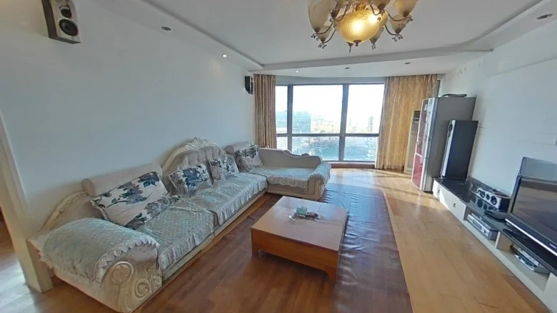 Lake Left Bank - View 6