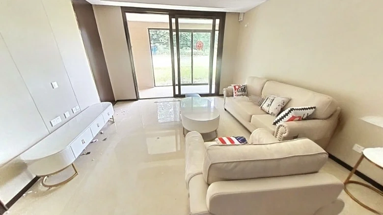 High Tech Purple Micro Hall - View 7