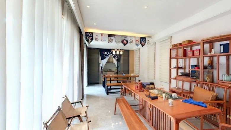 Elegant Retreat South Mountain - View 1