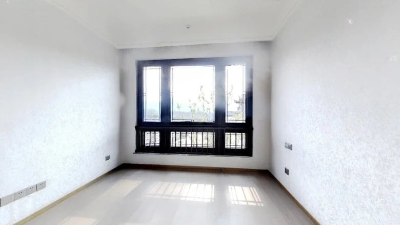 Wangzhu Mountain - View 1