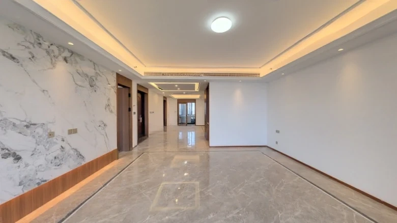 Mountain River Seal - View 5