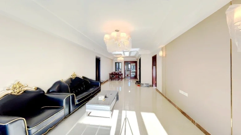 Peninsula Skyline - View 7