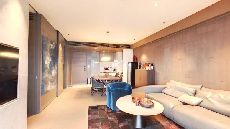 Blue Confining Tower - View 4