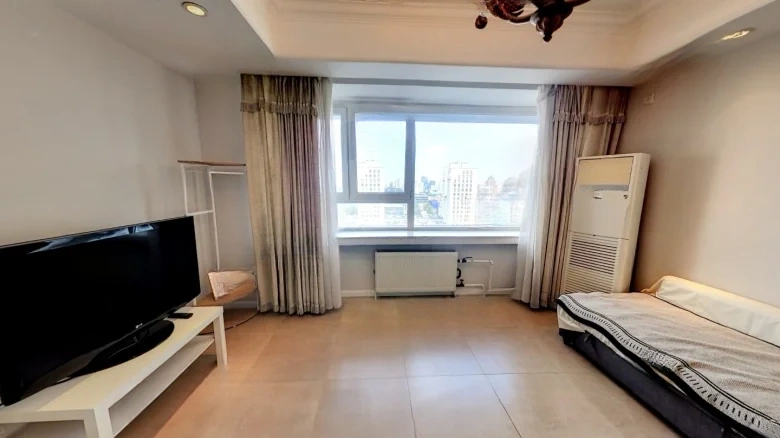 Skean Happiness Square - View 4