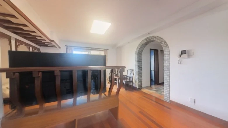 Baihua Apartment - View 5