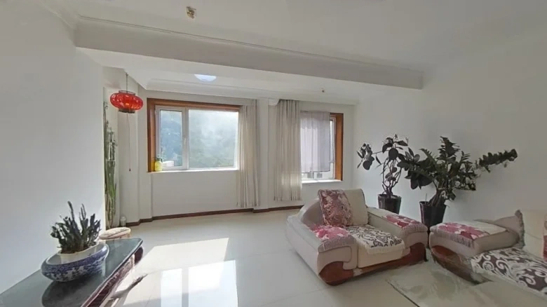 Eastern Saint Joseph - View 1