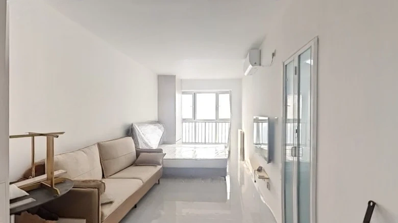 Lavender Fortune Central Road No. 28 Courtyard - View 1