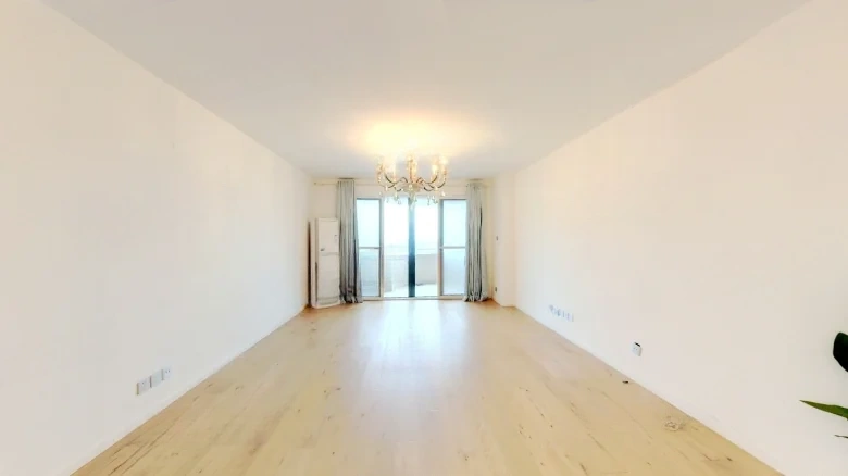 Victoria Apartment - View 1