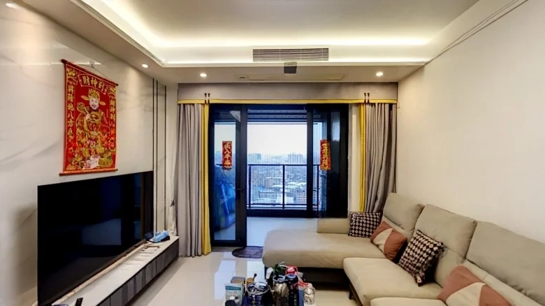 Poly Pearl Cloud - View 1