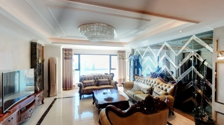 Xiaohong Mingcheng Linghai - View 1