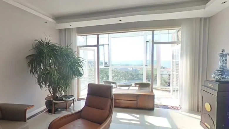 Happy Sea Mansion Courtyard - View 7