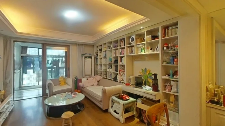 Silver City Juzeyard South片区 translates more contextually to - View 1