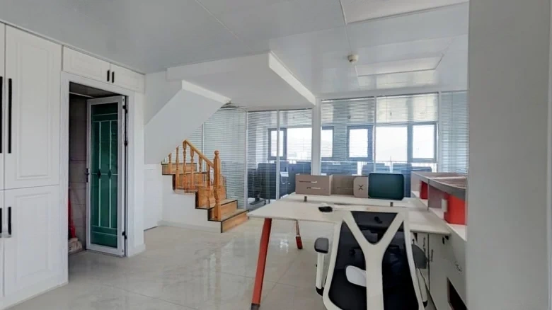 Poly Ideal City - View 5