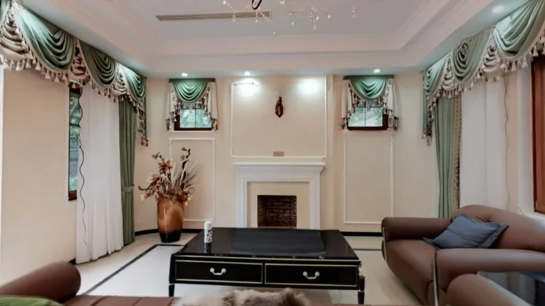 Lushan International Fragrant Stream Embankment - View 1