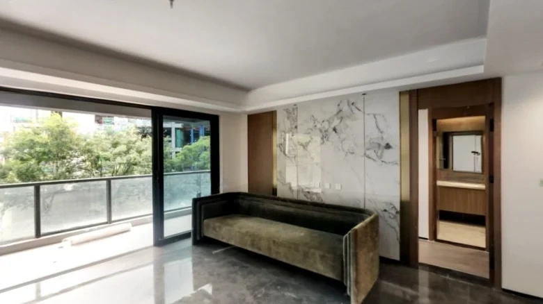 Nanshan Lingfeng Peak - View 1